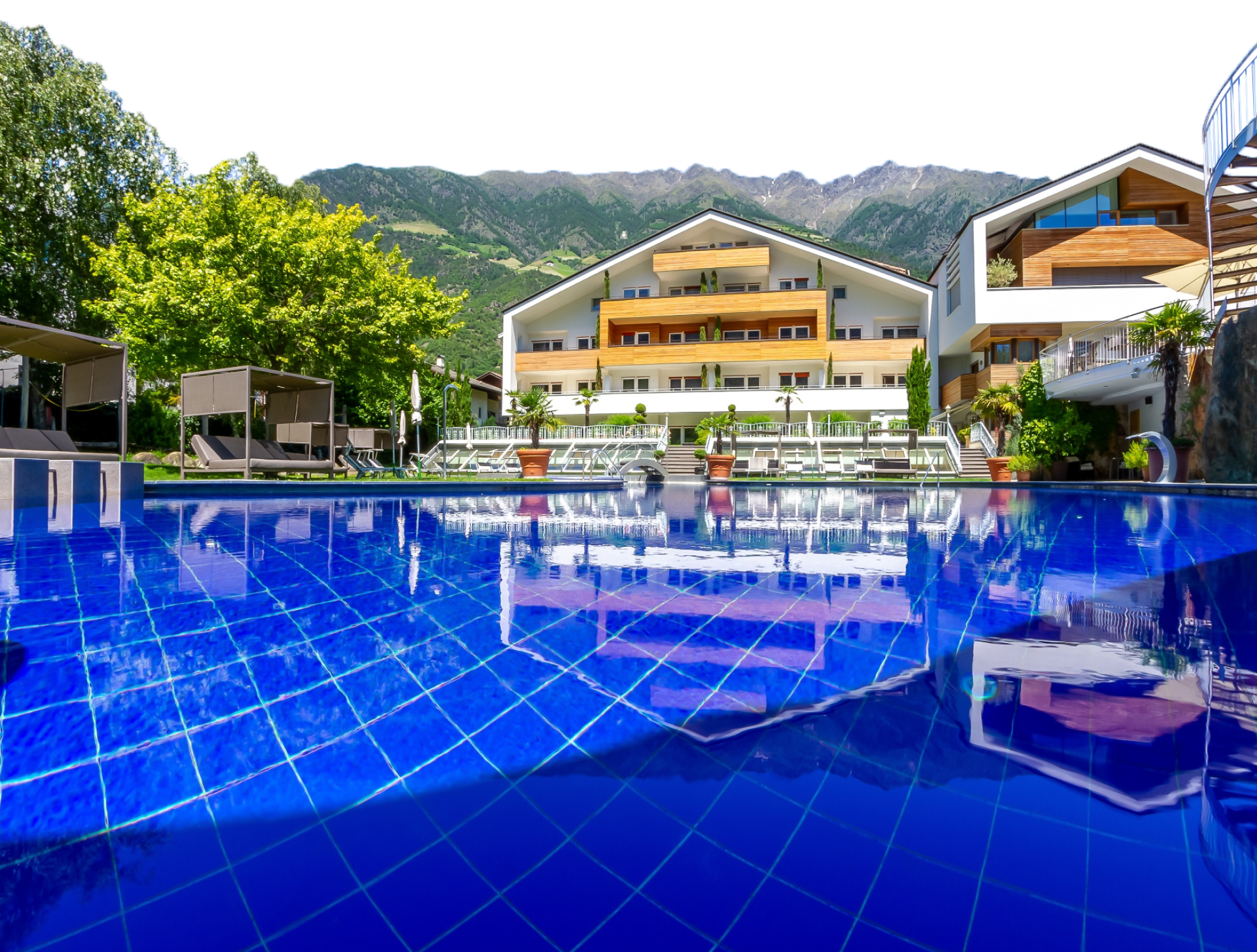 TYROL Family Retreat. Mehr als ein Familienhotel in Naturns. TYROL Family Retreat. Mehr als ein Familienhotel in Naturns.
